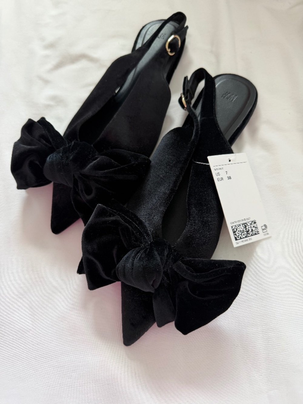 H&M Black Velvet Bow Slingback Flats Size 7 NWT